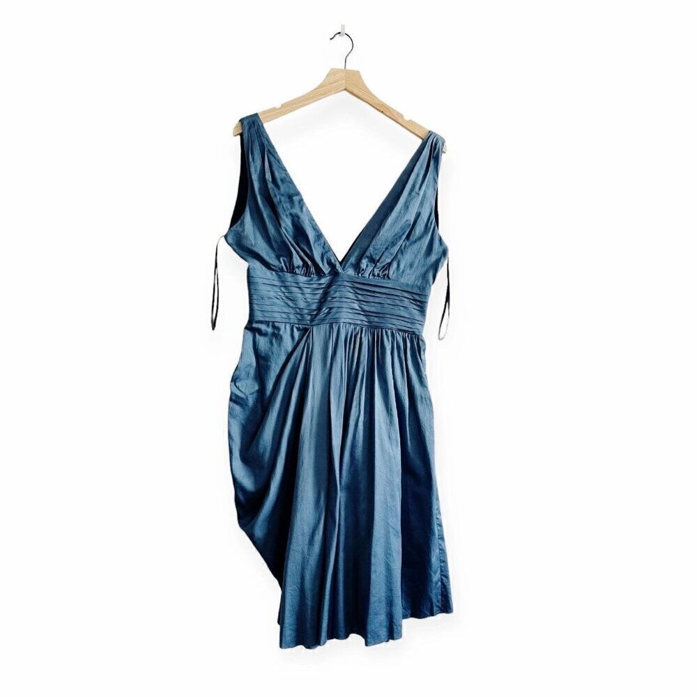 Prada Blue V Neck Midi Dress with Pleated details, Size 46 Italian/L. Unworn
